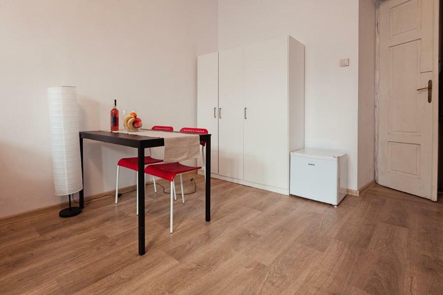 Umbrella Guest Rooms Kraków Eksteriør billede